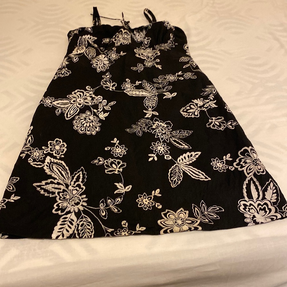 New York & company mini floral Women summer dress 100% cotton size 4